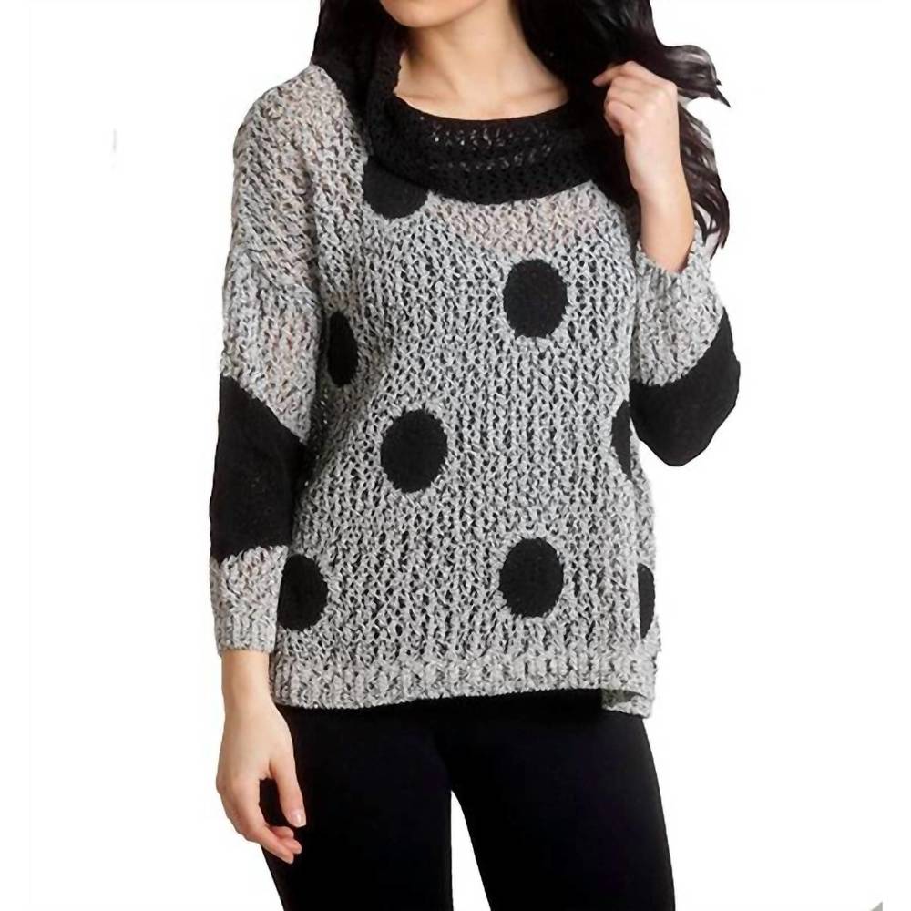 NEW FRENCH KYSS crochet dot cowl in frost black